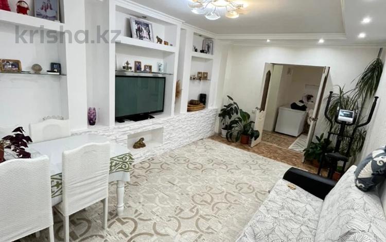 3-комнатная квартира · 100.5 м² · 8/9 этаж, мкр 12 за 29.5 млн ₸ в Актобе — фото 2