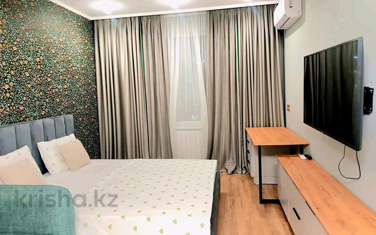 1-комнатная квартира · 40 м² · 11/12 этаж, Райымбека 210 — Ауэзова за 18 000 〒 в Алматы, Алмалинский р-н — фото 15