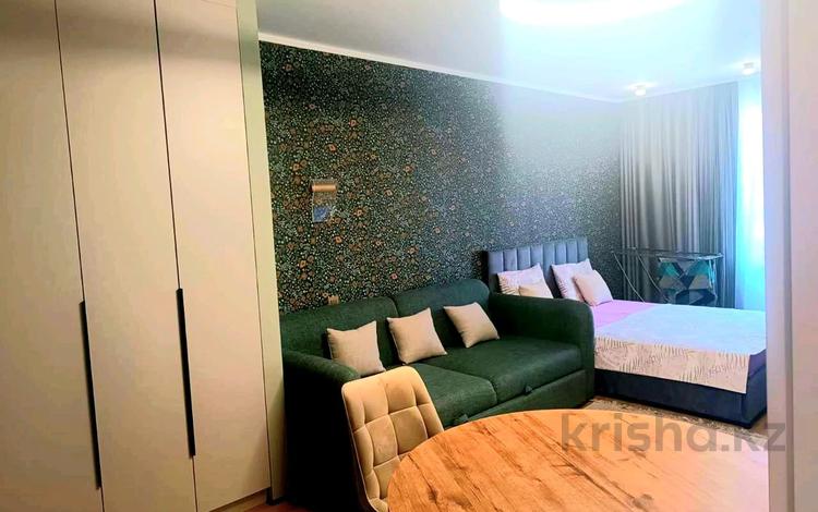 1-комнатная квартира · 40 м² · 11/12 этаж, Райымбека 210 — Ауэзова за 18 000 ₸ в Алматы, Алмалинский р-н — фото 19
