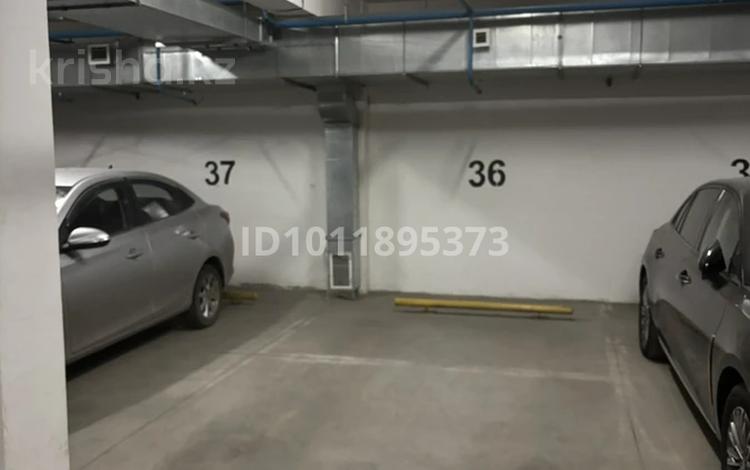 Паркинг · Кунаева 15/1 за 35 000 ₸ в Алматы, Медеуский р-н — фото 2