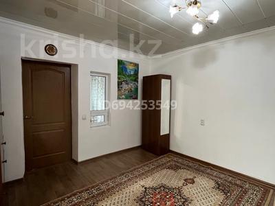 1-комнатный дом помесячно, 31.5 м², мкр Калкаман-2 за 160 000 〒 в Алматы, Наурызбайский р-н