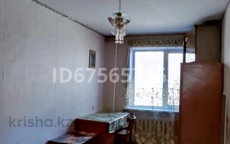 2-комнатная квартира, 49.9 м², 2/5 этаж, Карла Маркса121 121 за 5.3 млн 〒 в Шахтинске — фото 2