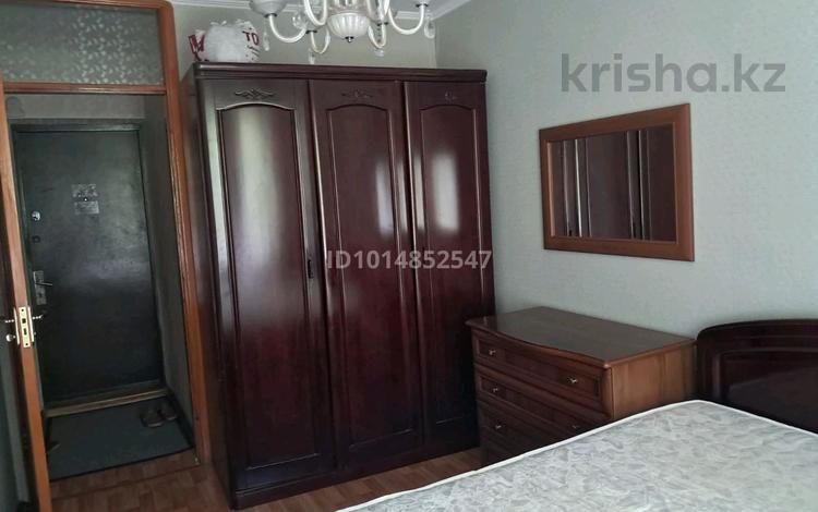 4-комнатная квартира · 72 м² · 2/5 этаж, мкр Орбита-2 36 — Навои Биржана за 400 000 ₸ в Алматы, Бостандыкский р-н — фото 2