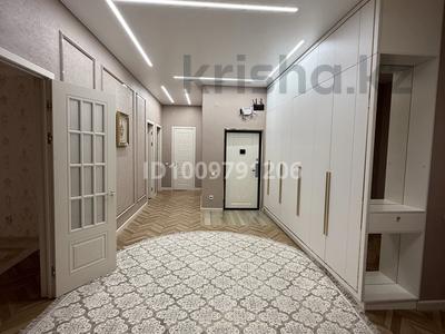 4-бөлмелі пәтер · 178 м² · 11/13 қабат, 16-й мкр 111, бағасы: 69 млн ₸ в Актау