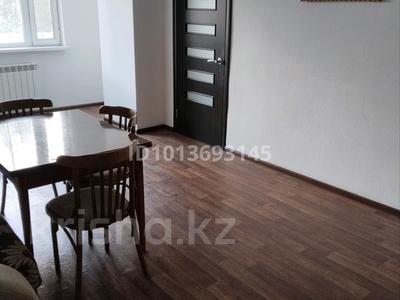 3-комнатная квартира · 70 м² · 2/5 этаж, проспект республики 4 за 290 000 ₸ в Астане, р-н Байконур