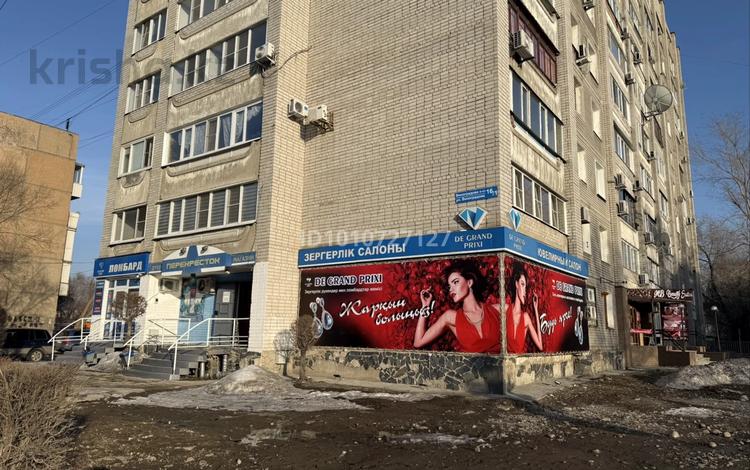 Дүкендер мен бутиктер · 50 м², бағасы: 300 000 ₸ в Усть-Каменогорске, Ульбинский — фото 2