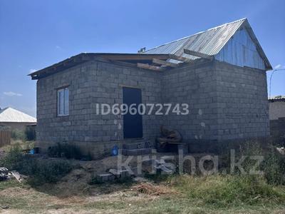 Отдельный дом · 3 комнаты · 110 м² · 8 сот., Каукен Кенжетай 60 за 5.8 млн 〒 в Таразе