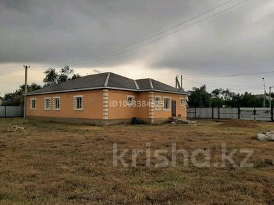 Отдельный дом · 4 комнаты · 280 м² · 10 сот., Култумиева 139А за 31 млн 〒 в Кульсары