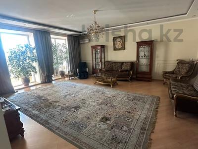 4-бөлмелі пәтер · 187 м² · 5/5 қабат, Козбагарова 42, бағасы: 120 млн ₸ в Семее