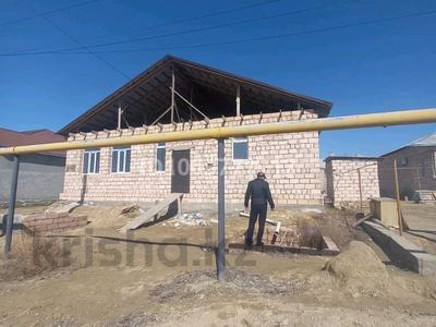 Жеке үй · 4 бөлме · 240 м² · 6 сот., Қаламқас 3 көше ... — 3 көше, бағасы: 9 млн ₸ в Атамекене