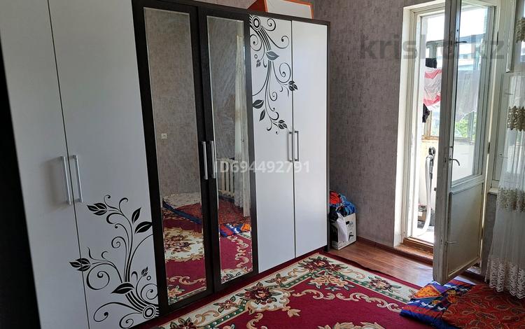 4-бөлмелі пәтер · 80 м² · 5/5 қабат, Сайрам ш/а 3 — Жәнібекова Шаяхметованың қиылысында орналасқан, бағасы: 28.5 млн ₸ в Шымкенте, Аль-Фарабийский р-н — фото 2