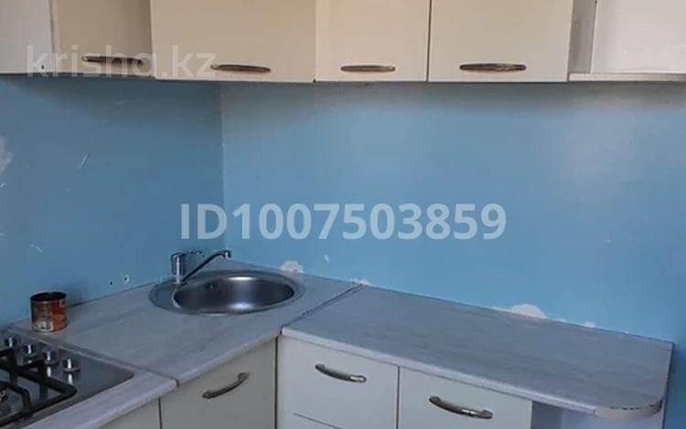 3-бөлмелі пәтер · 61 м² · 3/5 қабат, 1 мкр 35, бағасы: 14 млн ₸ в Жанатасе — фото 2