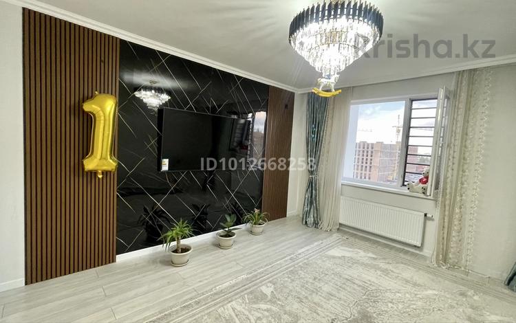 3-бөлмелі пәтер · 85 м² · 8/9 қабат, Бейбарыс Султан 14, бағасы: 63 млн ₸ в Астане, Сарыарка р-н — фото 2