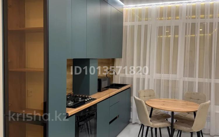 2-бөлмелі пәтер · 60 м² · 4/9 қабат, Нұрсая ш/а., Елорда 6/5, бағасы: 18 000 ₸ в Атырау, мкр Нурсая — фото 2