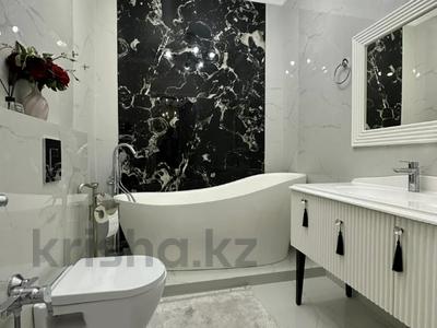 3-бөлмелі пәтер · 140 м² · 1/3 қабат, Каппарова 187, бағасы: 280 млн ₸ в Алматы, Бостандыкский р-н