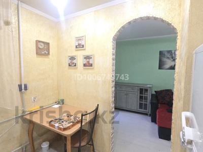 2-бөлмелі пәтер · 42 м² · 2/4 қабат, Жарокова 201 — Аттакент, бағасы: 350 000 ₸ в Алматы, Бостандыкский р-н