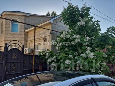 Жеке үй · 4 бөлме · 200 м² · 6 жүзд., Бердаулетов 12 — Муратбаева, бағасы: 42 млн ₸ в 
