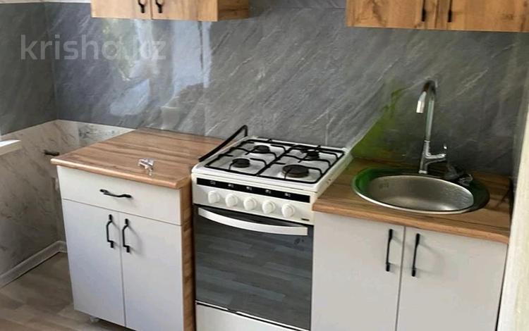 3-комнатная квартира · 60 м² · 2/5 этаж, 72 квартал — 71 квартал за 200 000 ₸ в Семее — фото 9