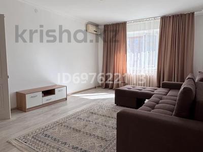 2-бөлмелі пәтер, 65 м², 4/5 қабат, Кудайбердыулы 22, бағасы: 25 млн 〒 в Астане, Алматы р-н