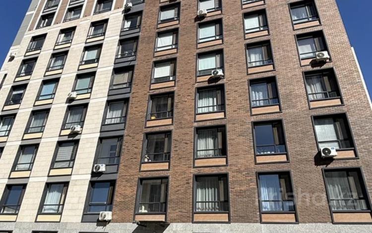 2-комнатная квартира · 70 м² · 2/10 этаж, Санжара Асфендиярова 3 за 36 млн ₸ в Астане, Нура р-н — фото 2