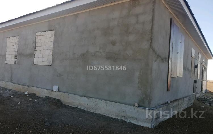 Жеке үй · 5 бөлме · 256 м² · 10 жүзд., Жилой Массив Думан 559 участок — В сторону мал базар, бағасы: 17 млн ₸ в Актобе — фото 2