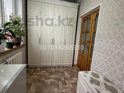 Жеке үй · 4 бөлме · 100 м² · 8 жүзд., Самал-2 ш/а, бағасы: 50 млн ₸ в Шымкенте, Абайский р-н
