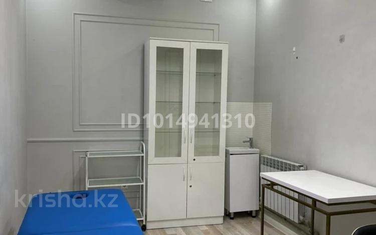 Сұлулық салондары, кабинеттер және жұмыс орындары, студиялар · 18 м², бағасы: 150 000 ₸ в Алматы, Ауэзовский р-н — фото 2