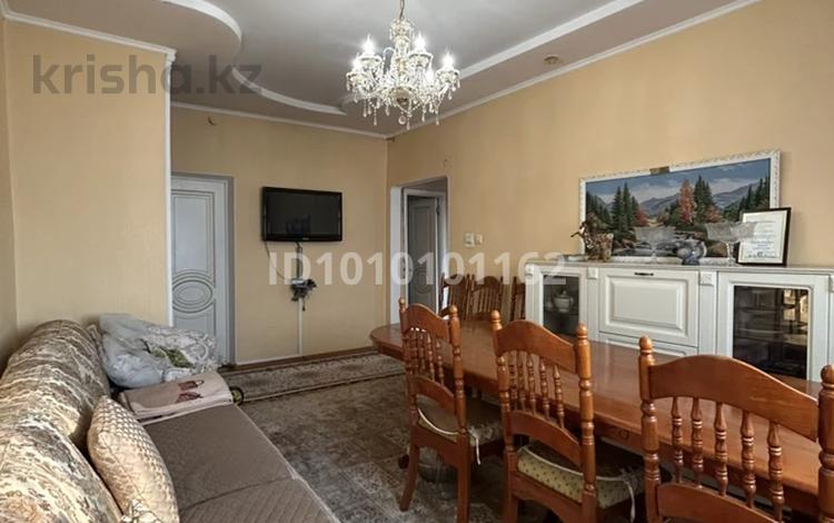 Жеке үй · 5 бөлме · 130 м² · 16 сот., мкр Шайкорык, Район 16 микрорайон Акмоншак 2, бағасы: 37 млн 〒 в Таразе — фото 4