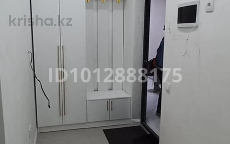 2-комнатная квартира · 52 м² · 3/5 этаж, мкр Алгабас, 7 за 250 000 ₸ в Алматы, Алатауский р-н — фото 2
