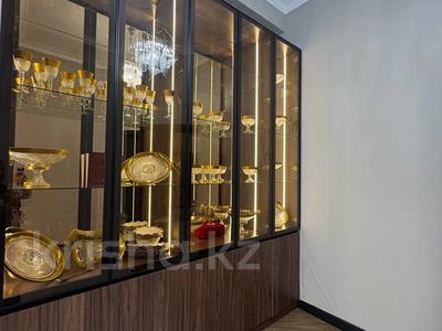 4-бөлмелі пәтер · 140 м² · 1/10 қабат, 18А ш/а 5, бағасы: 83 млн ₸ в Актау, 18А мкр
