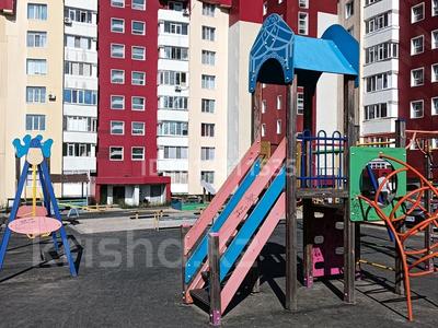 2-бөлмелі пәтер · 60 м² · 1/9 қабат, Бауыржан Момышулы 14, бағасы: 24 млн ₸ в Усть-Каменогорске
