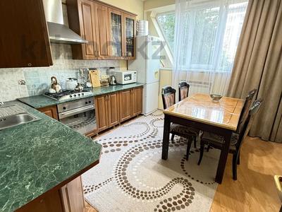 3-комнатная квартира · 72 м² · 2/9 этаж, Айтеке би за 60 млн 〒 в Алматы, Алмалинский р-н