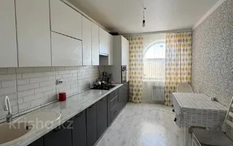 2-комнатная квартира · 64 м² · 10/10 этаж, мкр. Алтын орда, Мангилик ел за 17.5 млн ₸ в Актобе — фото 2