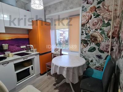 2-бөлмелі пәтер · 45 м² · 4/5 қабат, Абая 14, бағасы: 25 000 ₸ в Бурабае