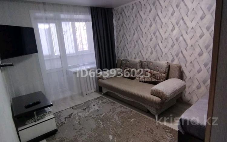 1-комнатная квартира · 33 м² · 3/5 этаж, Абая — Сокол за 12 000 ₸ в Петропавловске — фото 2
