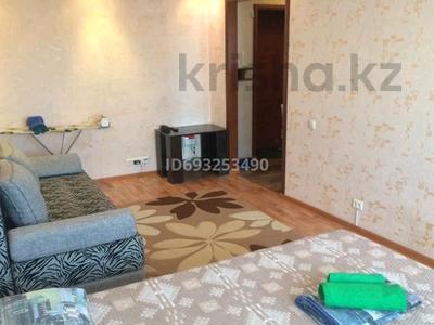 1-комнатная квартира, 30 м², 2/5 этаж помесячно, Сатпаева 19 за 75 000 〒 в Павлодаре