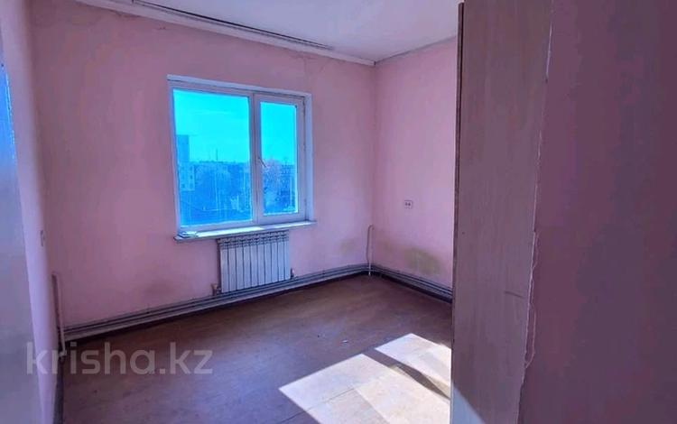 2-бөлмелі пәтер · 50 м² · 5/5 қабат, 3-й микрорайон, 3-й микрорайон 4а, бағасы: 15 млн 〒 в Шымкенте, Абайский р-н — фото 2