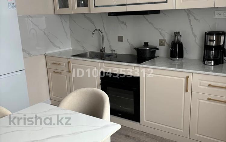 1-комнатная квартира · 40 м² · 9/9 этаж, Алатау батыра за 24 млн ₸ в Шымкенте — фото 2