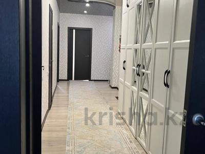 3-комнатная квартира, 85 м², 8/12 этаж, 33-й мкр 20 за 19 млн 〒 в Актау, 33-й мкр