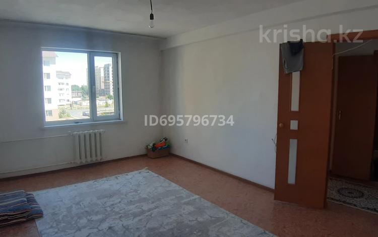 1-комнатная квартира, 36 м², 3/5 этаж, Микрорайон 7 16 за 15 млн 〒 в Талдыкоргане, мкр Коктем — фото 2