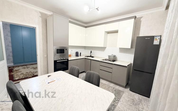 3-комнатная квартира · 110 м², Нажимеденова за 300 000 ₸ в Астане, Алматы р-н — фото 16