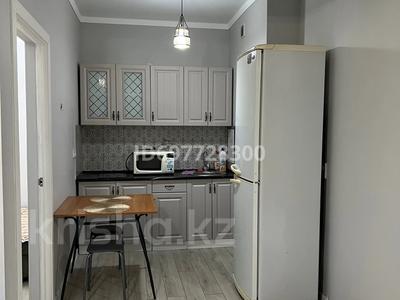 1-бөлмелі пәтер, 40 м², 3/10 қабат, 16-й мкр, бағасы: 13.5 млн 〒 в Актау, 16-й мкр 