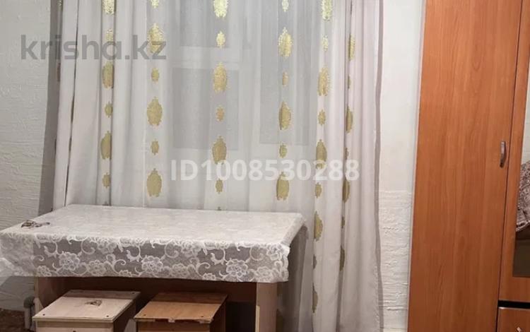 1 бөлме · 14 м², 30 Гвардейской дивизии 26, бағасы: 150 000 ₸ в Усть-Каменогорске — фото 2