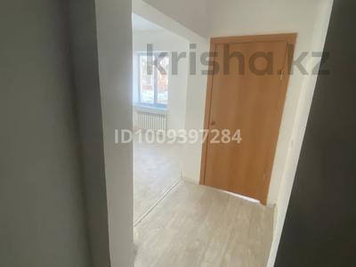1-комнатная квартира · 37 м², 12микрорайон 2г — Рядом новая Школа,остановка за 8 млн ₸ в Балхаше
