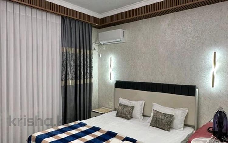 2-бөлмелі пәтер · 62 м² · 1/3 қабат, Батырбекова 18, бағасы: 25 000 ₸ в Туркестане — фото 2