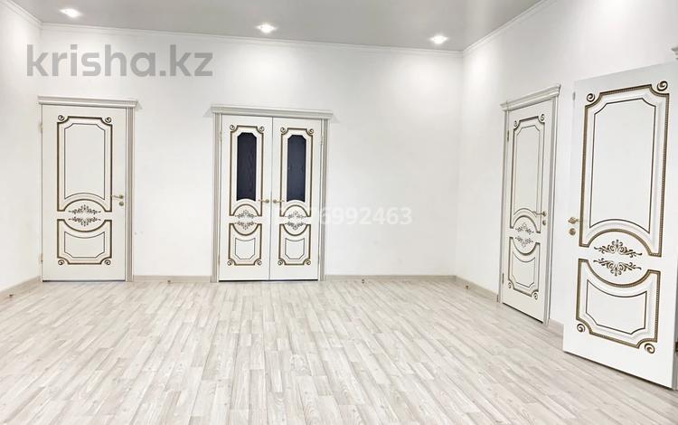 Отдельный дом · 4 комнаты · 170 м² · 9 сот., мкр Самал — Хакназархан за 62 млн ₸ в Атырау — фото 6
