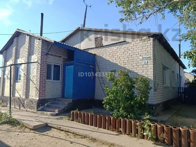 Жеке үй · 4 бөлме · 162 м² · 22 жүзд., Центральная — Возле акимата, бағасы: 12 млн ₸ в Шакамане