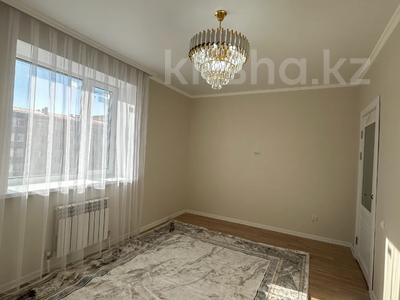 1-комнатная квартира, 35 м², 4/5 этаж, мкр. Алтын орда за 16.3 млн 〒 в Актобе, мкр. Алтын орда