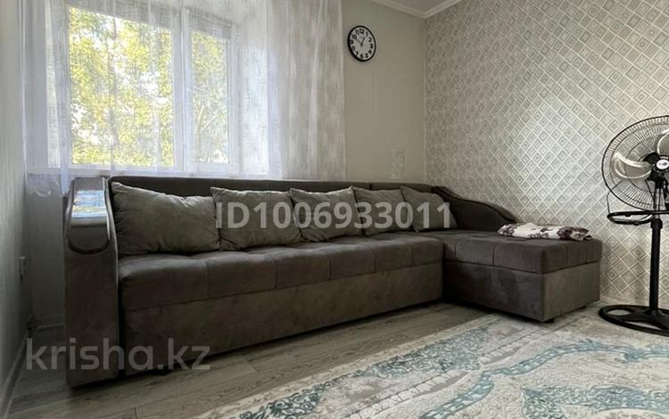 2-бөлмелі пәтер · 35 м² · 3/4 қабат, 72 квартал 21, бағасы: 250 000 ₸ в Семее — фото 2