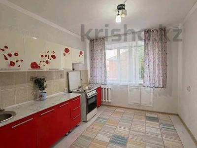 1-бөлмелі пәтер · 36 м² · 2/5 қабат, Жаңа қала, Қазанғапа 52, бағасы: 7.2 млн ₸ в Актобе, Новый город